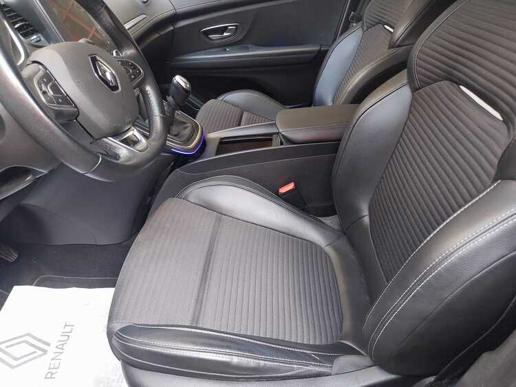 Renault Scenic <span class=